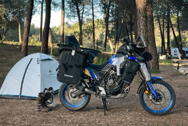 Acampar numa viagem de moto