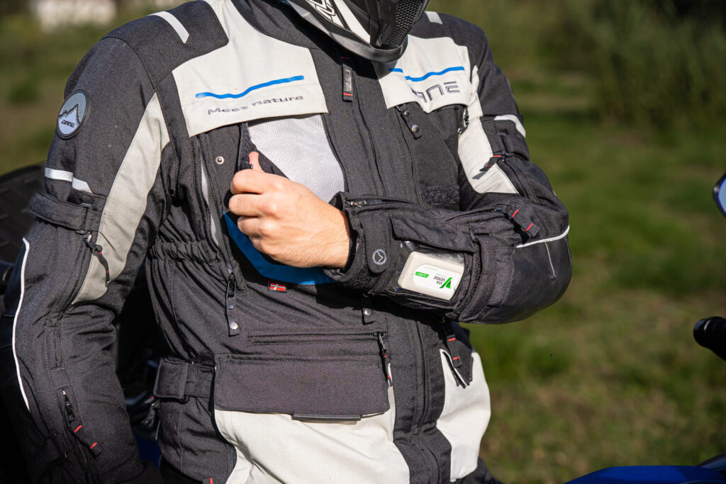 Ventilação frontal do casaco Dane Reykholt Ventilação frontal do casaco Dane Reykholt