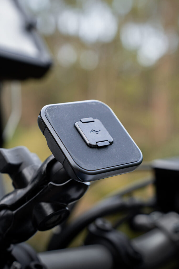 Encaixe do suporte Peak Design Encaixe do suporte Peak Design